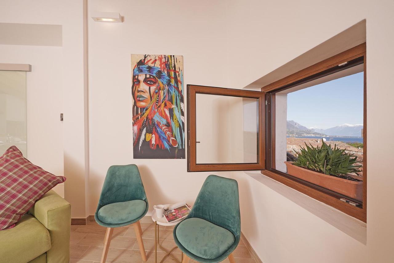 Apartments Villa Bougainville Сан Феличе дел Бенако Екстериор снимка
