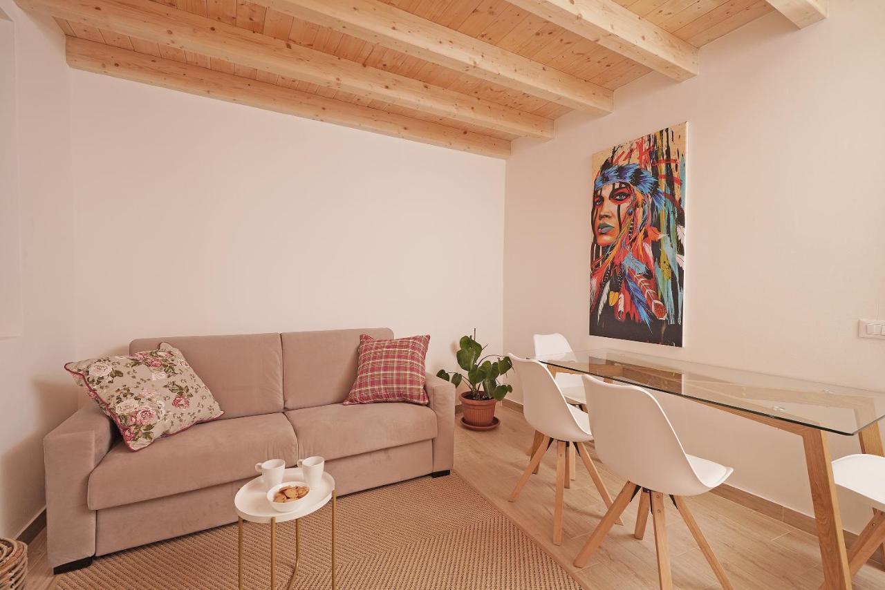 Apartments Villa Bougainville Сан Феличе дел Бенако Екстериор снимка
